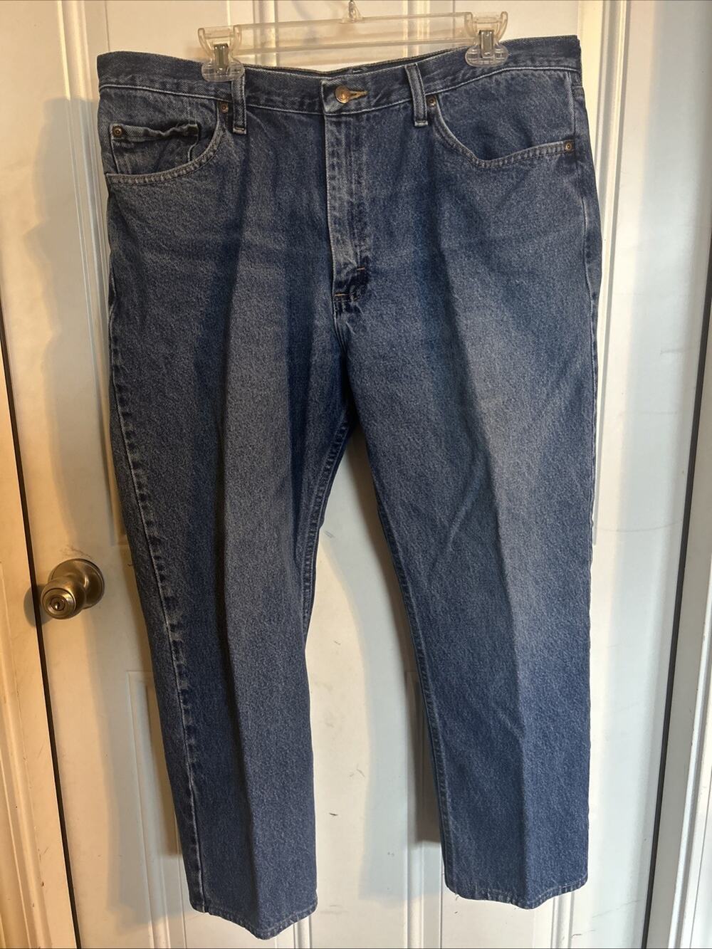 Wrangler Men’s 38 X 29 Regular Denim Jeans Inseam 25.5”